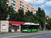Богдан-Т70117 #2626 3-го маршрута на проспекте Героев Сталинграда отправляется от остановки "Инфекционная больница"