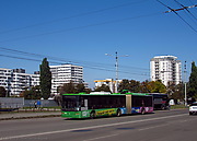 ЛАЗ-Е301D1 #2203 1-го маршрута на проспекте Петра Григоренко возле перекрестка с бульваром Юрьева